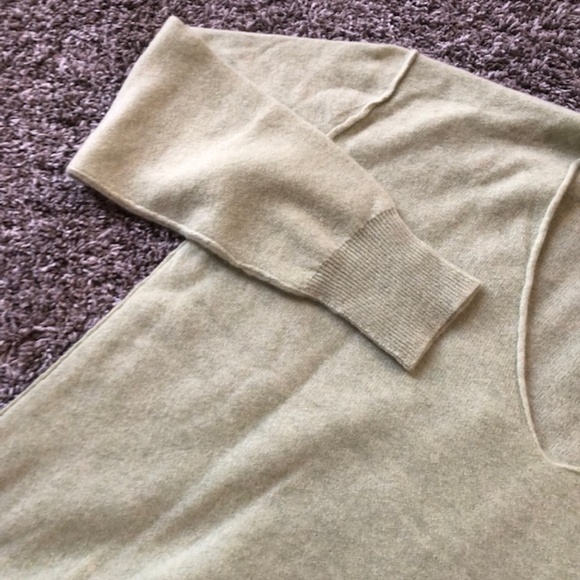 ✨ SALE Free People Love Like This Cashmere Pullover Sweater - Pistachio - Picture 6 of 6